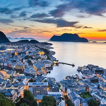 Nouveau Nook * Alesund